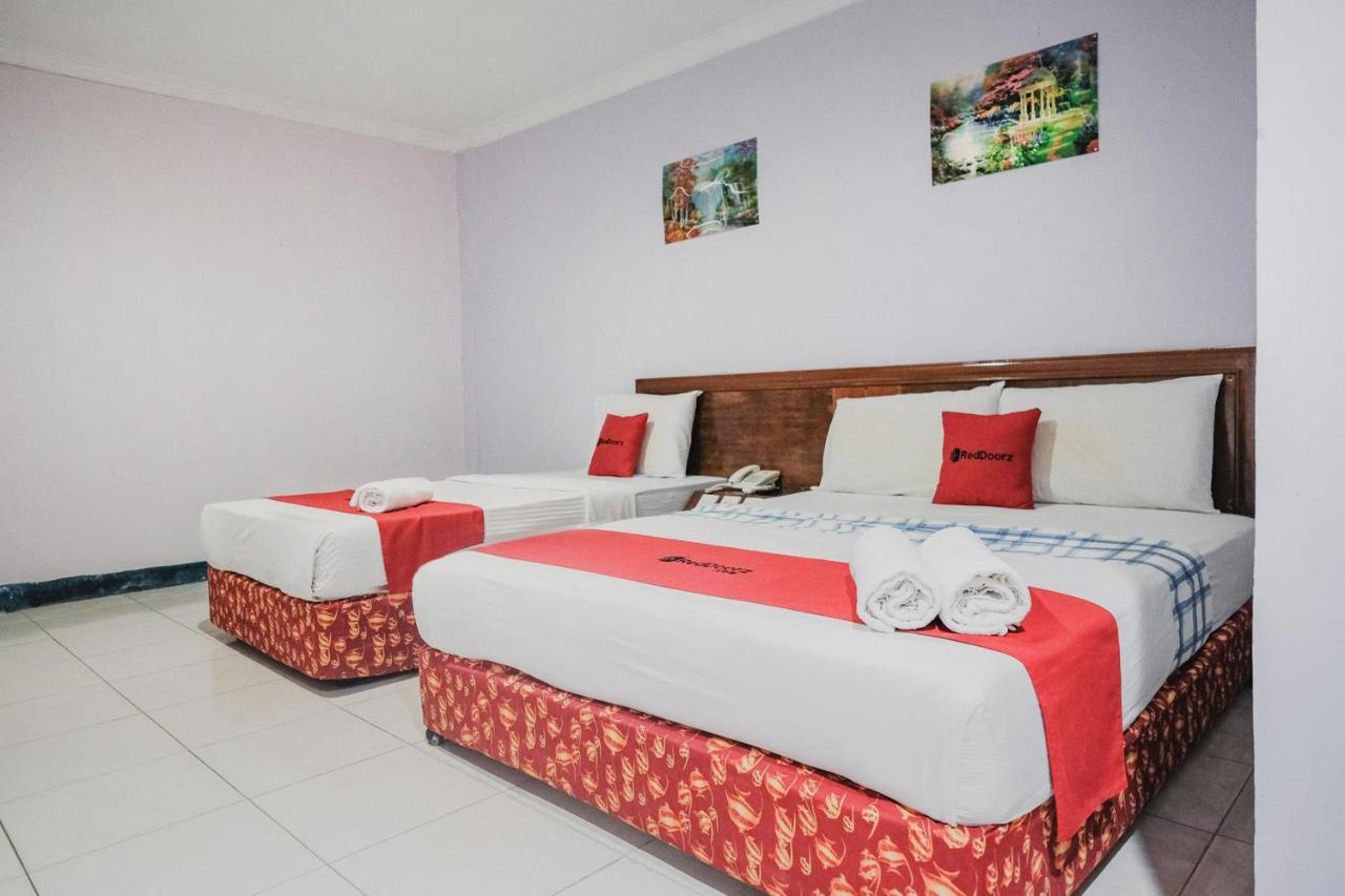 Reddoorz Near Nagoya Hill Mall Batam 5 Eksteriør billede